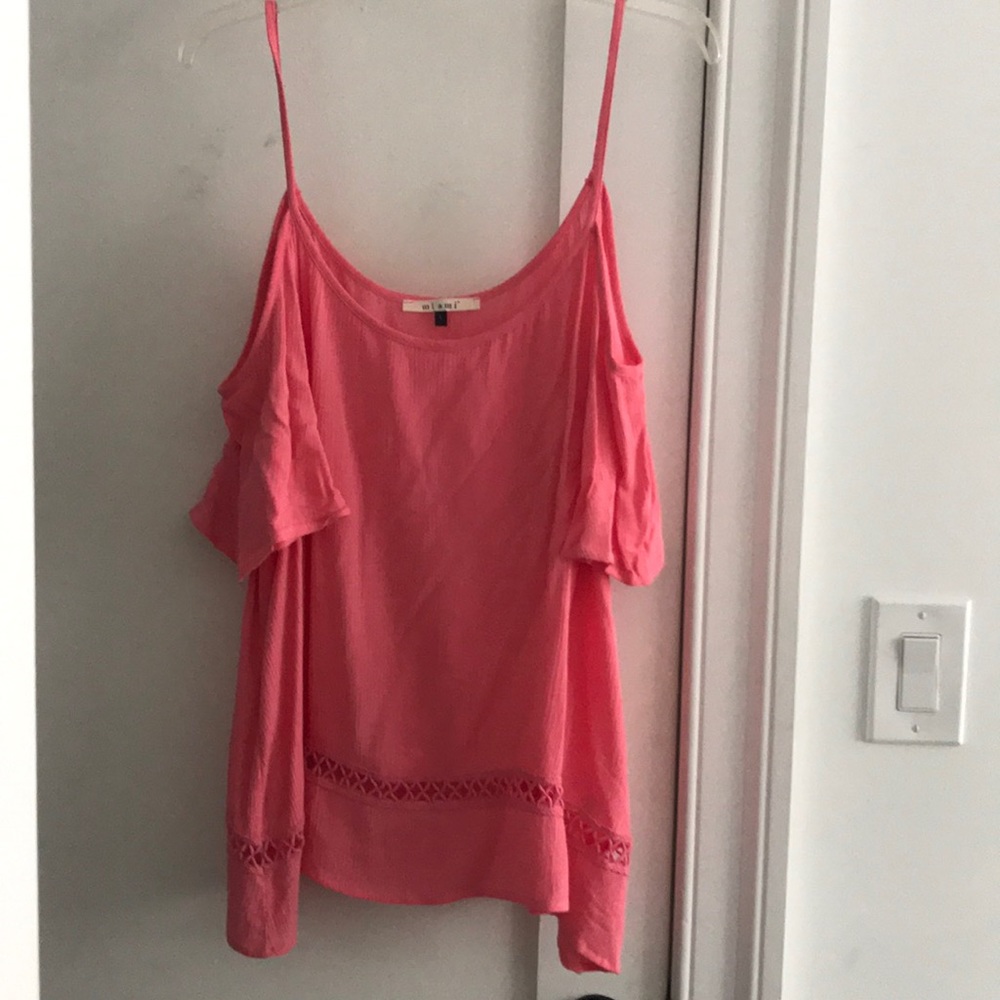 Miami off the shoulder pink blouse!